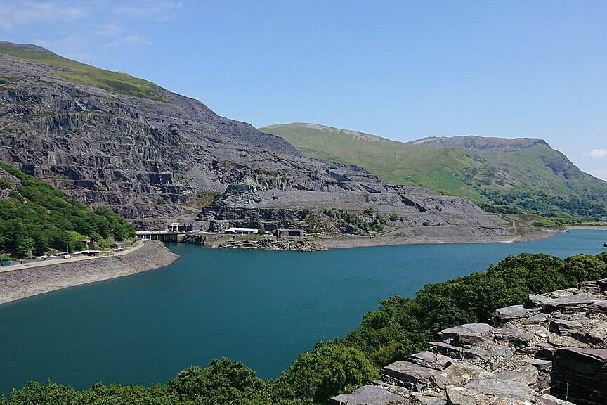 Padarn1024px Llyn Padarn View